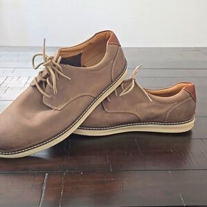Men's Johnston & Murphy leather shoes